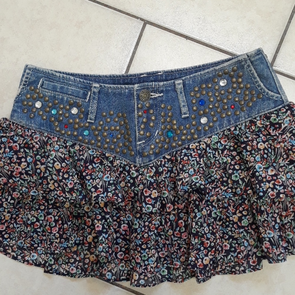 Express Jeans mini skirt with jewels